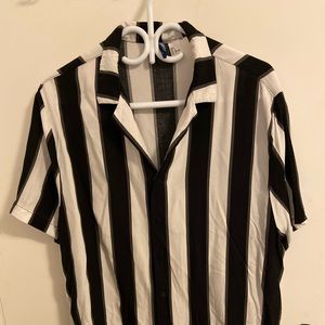 H&M short sleeve shirt